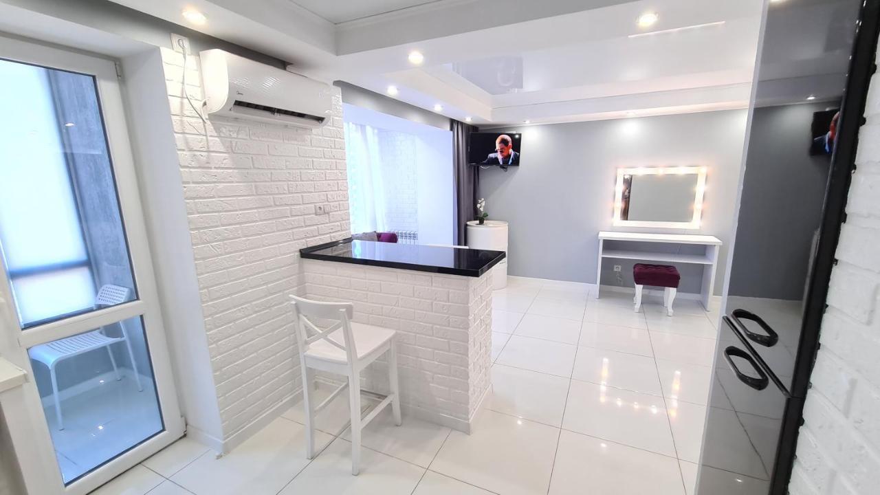 Apartaments On Prospekt Mira 35 Kryvyi Rih Exterior foto