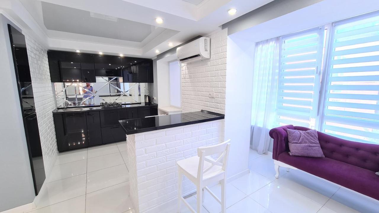 Apartaments On Prospekt Mira 35 Kryvyi Rih Exterior foto